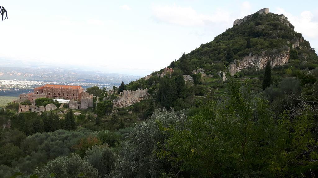 Arxontiko Taygeti Hotel Mystras Exterior foto